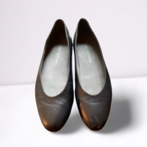 Stuart Weitzman Women's Ballet Flats Size 8M